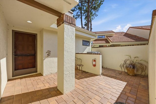 5387 HUNTINGWOOD COURT 4, Sarasota, FL 34235