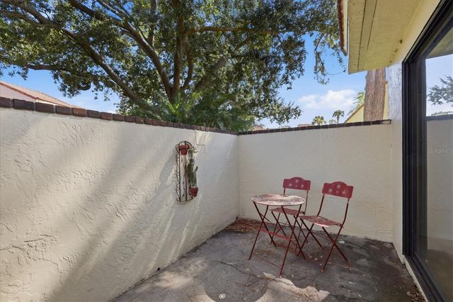 5387 HUNTINGWOOD COURT 4, Sarasota, FL 34235
