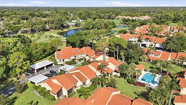 5387 HUNTINGWOOD COURT 4, Sarasota, FL 34235