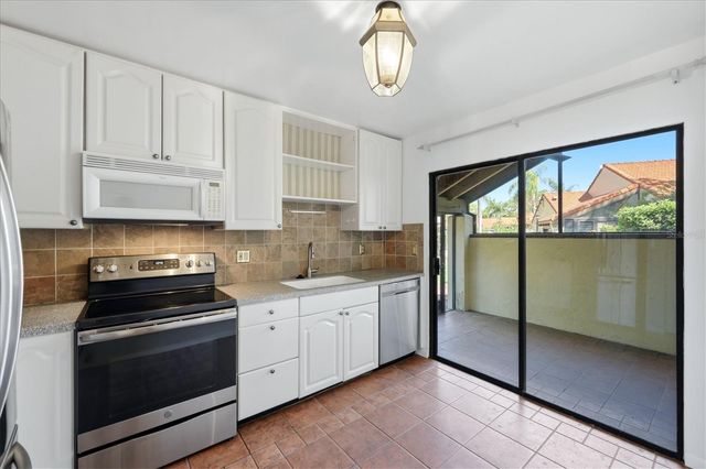 5387 HUNTINGWOOD COURT 4, Sarasota, FL 34235