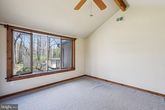 16 MOUNTAIN CHURCH RD, Hopewell, NJ 08525