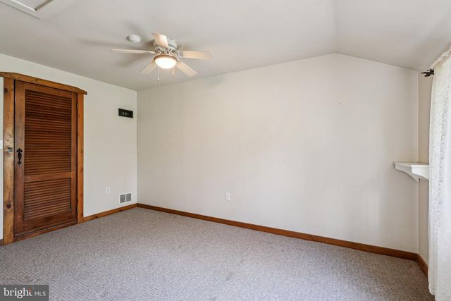 16 MOUNTAIN CHURCH RD, Hopewell, NJ 08525