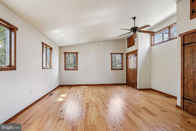 16 MOUNTAIN CHURCH RD, Hopewell, NJ 08525