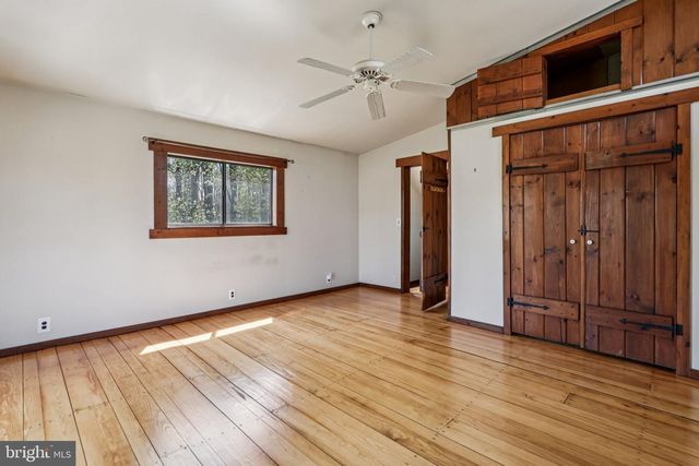 16 MOUNTAIN CHURCH RD, Hopewell, NJ 08525