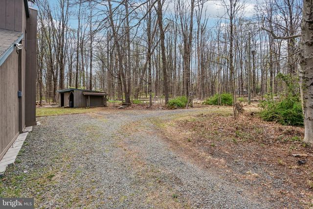 16 MOUNTAIN CHURCH RD, Hopewell, NJ 08525