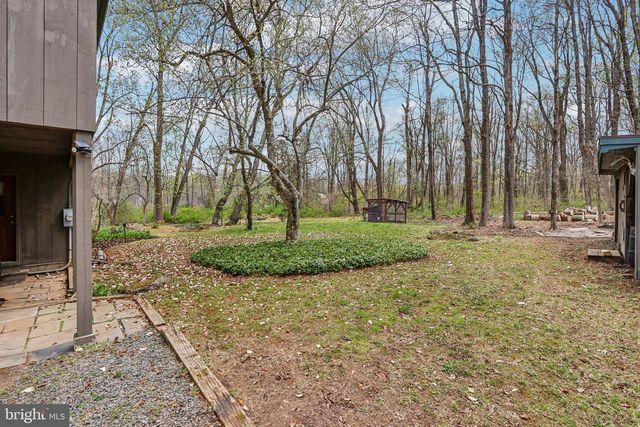 16 MOUNTAIN CHURCH RD, Hopewell, NJ 08525