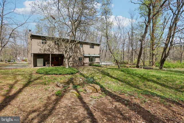 16 MOUNTAIN CHURCH RD, Hopewell, NJ 08525