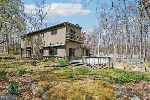 16 MOUNTAIN CHURCH RD, Hopewell, NJ 08525