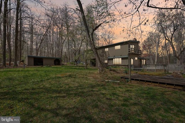 16 MOUNTAIN CHURCH RD, Hopewell, NJ 08525