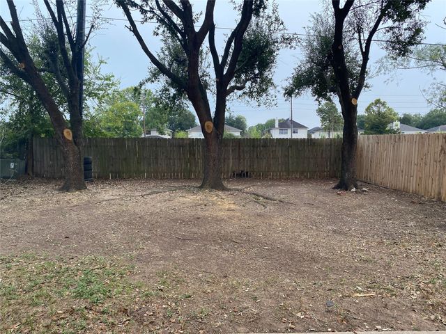 9311 Eaglewood Spring Drive, Houston, TX 77083