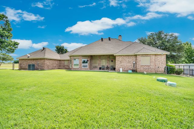 7810 Mavis Avenue, Waxahachie, TX 75167