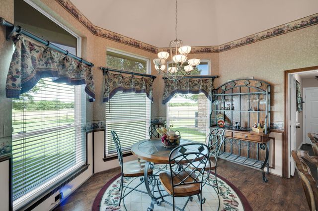 7810 Mavis Avenue, Waxahachie, TX 75167
