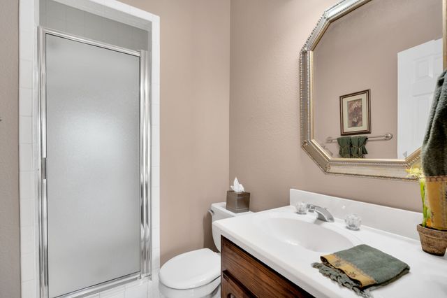 7810 Mavis Avenue, Waxahachie, TX 75167