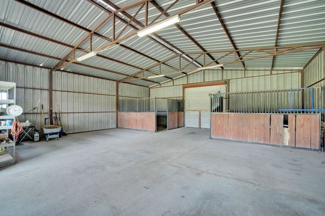 7810 Mavis Avenue, Waxahachie, TX 75167