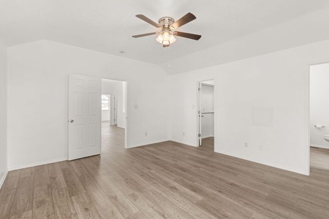 10504 W Connemara Avenue SW, Albuquerque, NM 87121