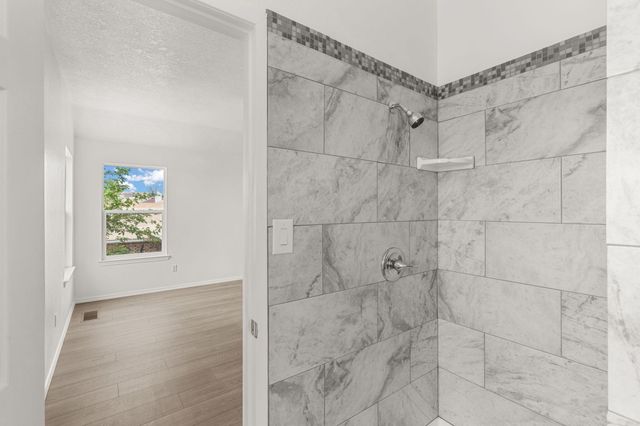 10504 W Connemara Avenue SW, Albuquerque, NM 87121