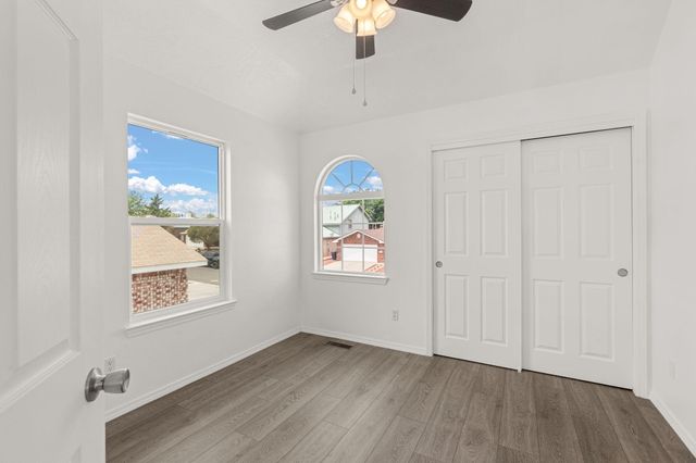 10504 W Connemara Avenue SW, Albuquerque, NM 87121