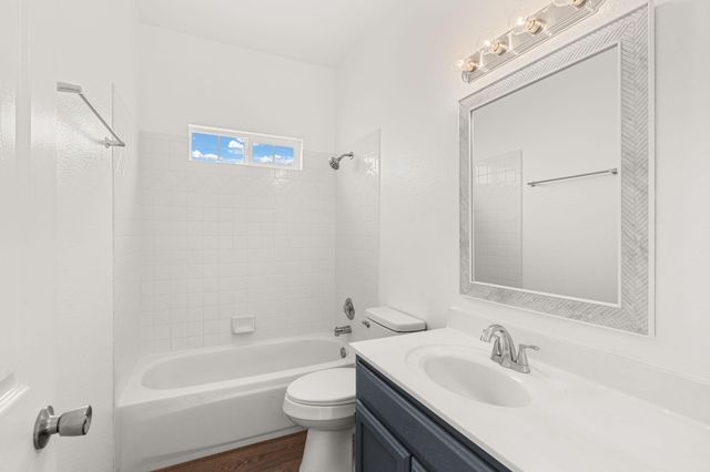 10504 W Connemara Avenue SW, Albuquerque, NM 87121