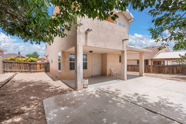 10504 W Connemara Avenue SW, Albuquerque, NM 87121