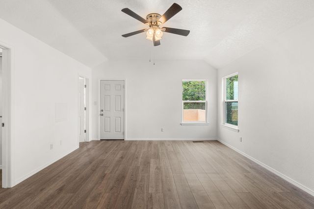 10504 W Connemara Avenue SW, Albuquerque, NM 87121