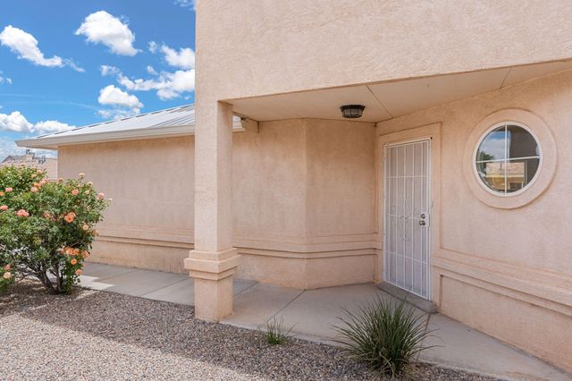 10504 W Connemara Avenue SW, Albuquerque, NM 87121