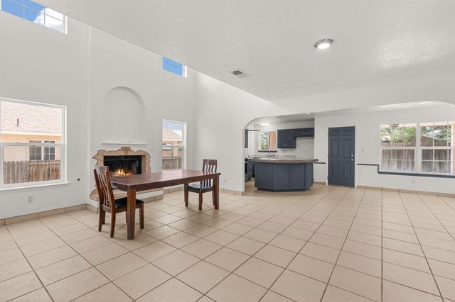 10504 W Connemara Avenue SW, Albuquerque, NM 87121