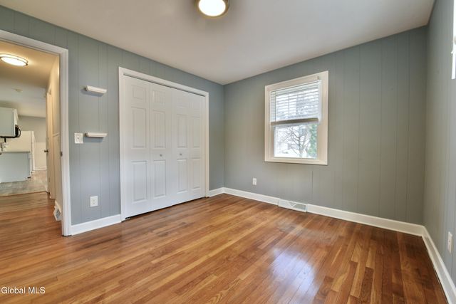 23 Newcastle Road, Halfmoon, NY 12065