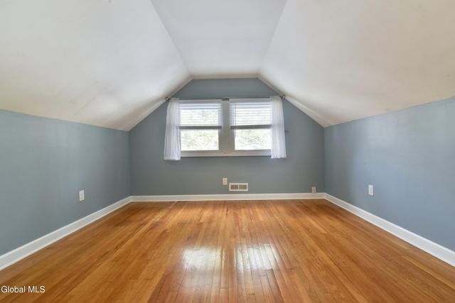 23 Newcastle Road, Halfmoon, NY 12065