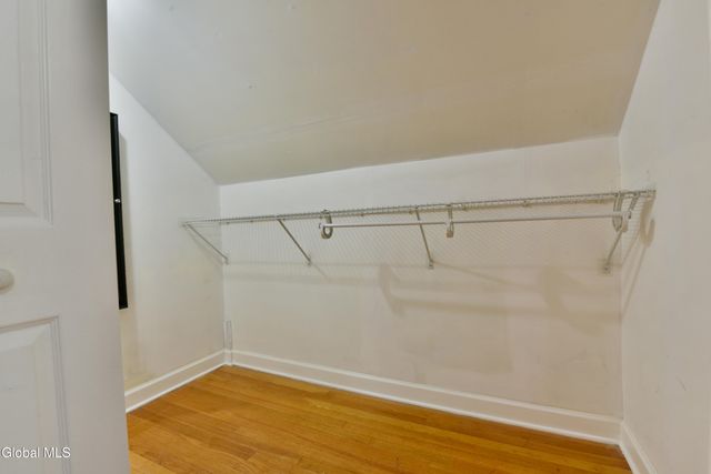 23 Newcastle Road, Halfmoon, NY 12065