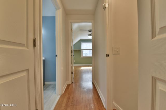 23 Newcastle Road, Halfmoon, NY 12065