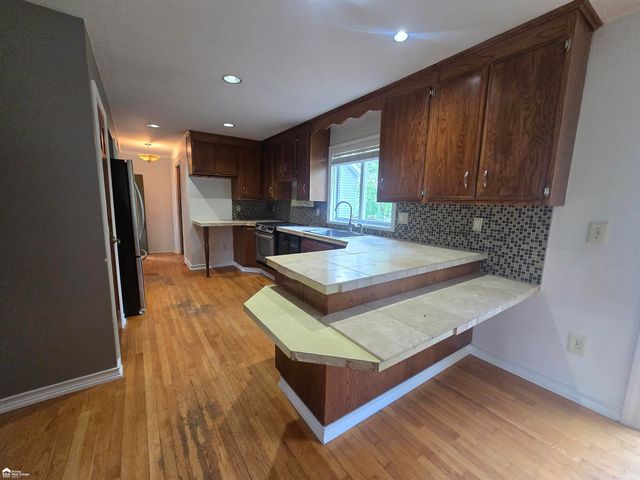 819 W Summit Street, Durand, MI 48429