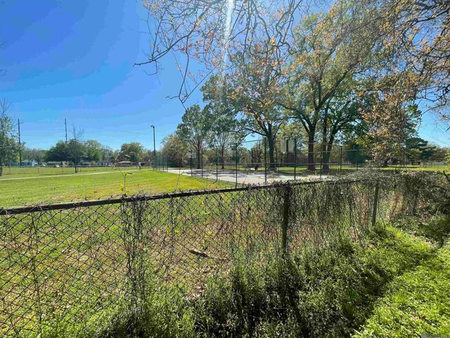 4112 Sycamore St, Baton Rouge, LA 70805