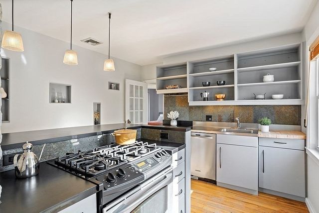 132 Rawson Road 132, Arlington, MA 02474