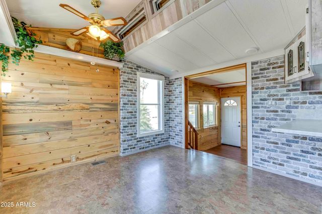 17200 W BELL Road 324, Surprise, AZ 85374