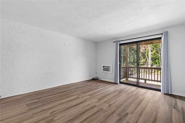 1190 Charles Street 20, North Providence, RI 02904