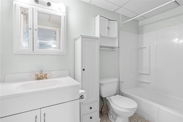 1190 Charles Street 20, North Providence, RI 02904