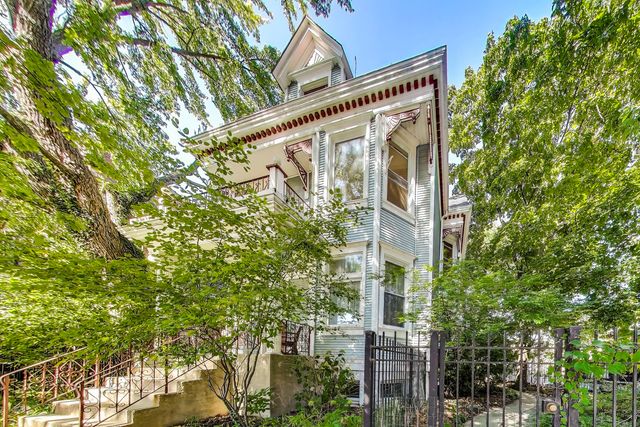2522 W Winnemac Avenue, Chicago, IL 60625