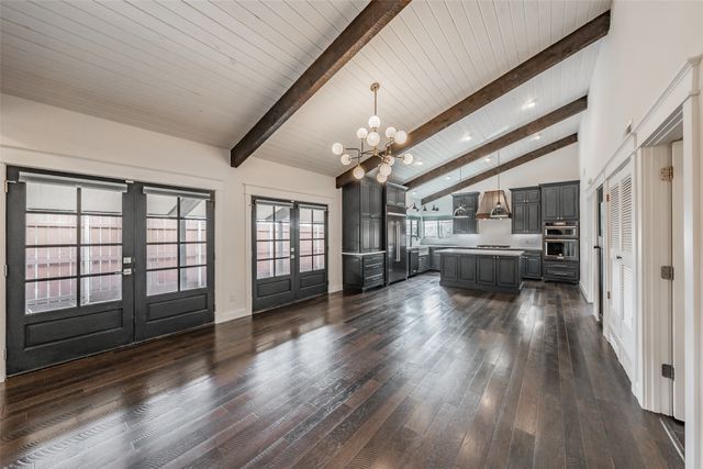 4617 Houghton Avenue, Fort Worth, TX 76107