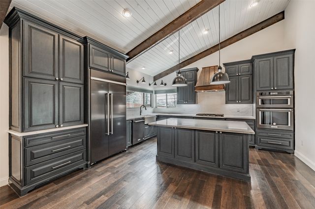 4617 Houghton Avenue, Fort Worth, TX 76107