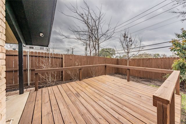 4617 Houghton Avenue, Fort Worth, TX 76107