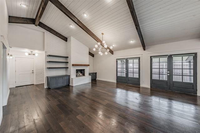 4617 Houghton Avenue, Fort Worth, TX 76107