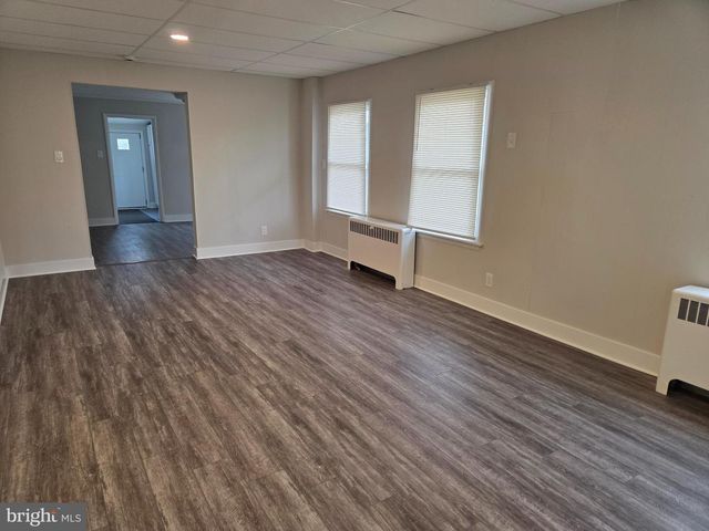 634 E FRONT ST, Florence, NJ 08518