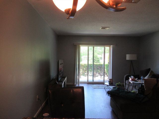 44 Loomis St. 103, Malden, MA 02148