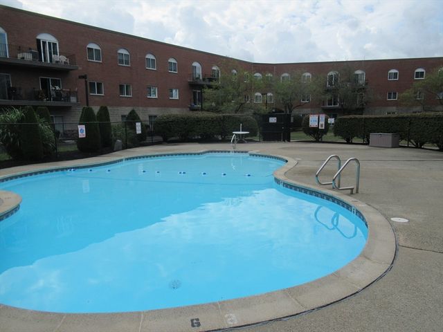 44 Loomis St. 103, Malden, MA 02148