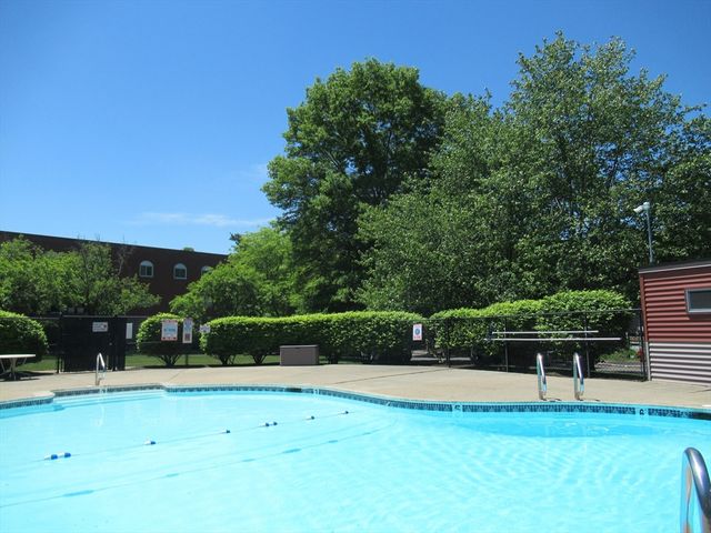 44 Loomis St. 103, Malden, MA 02148