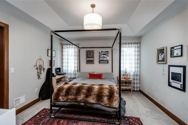 5786 Derby Downs Drive, Waunakee, WI 53597