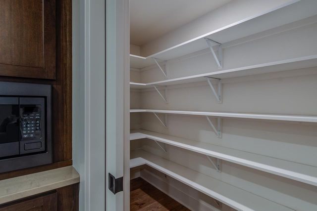 5786 Derby Downs Drive, Waunakee, WI 53597