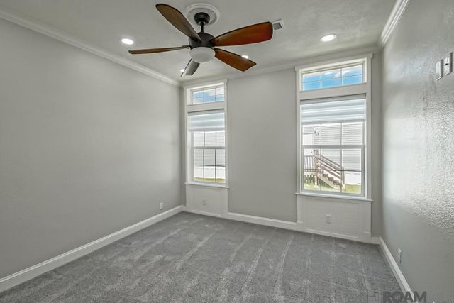 22986 Chene Blanc Ln, Maurepas, LA 70449