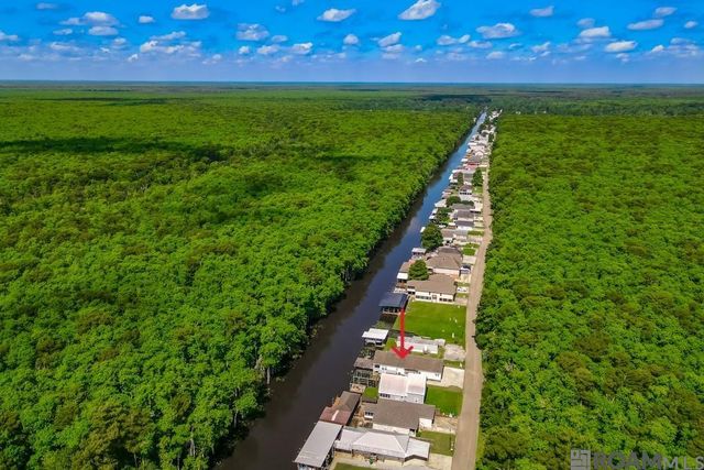22986 Chene Blanc Ln, Maurepas, LA 70449