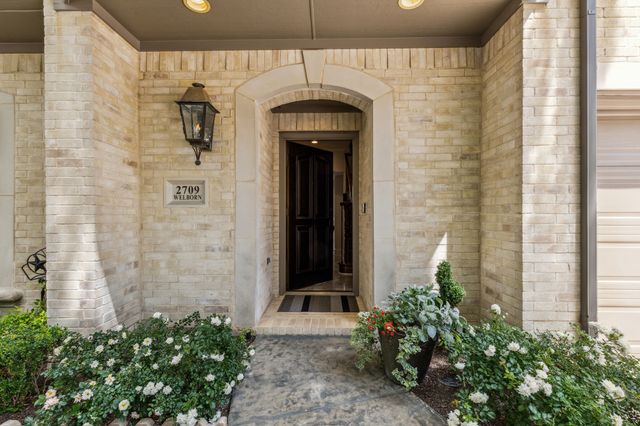 2709 Welborn Street, Dallas, TX 75219